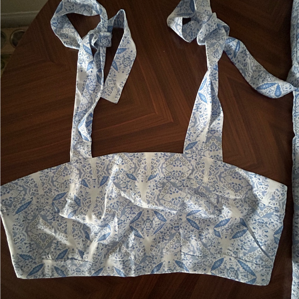 Blue and White Patterned set